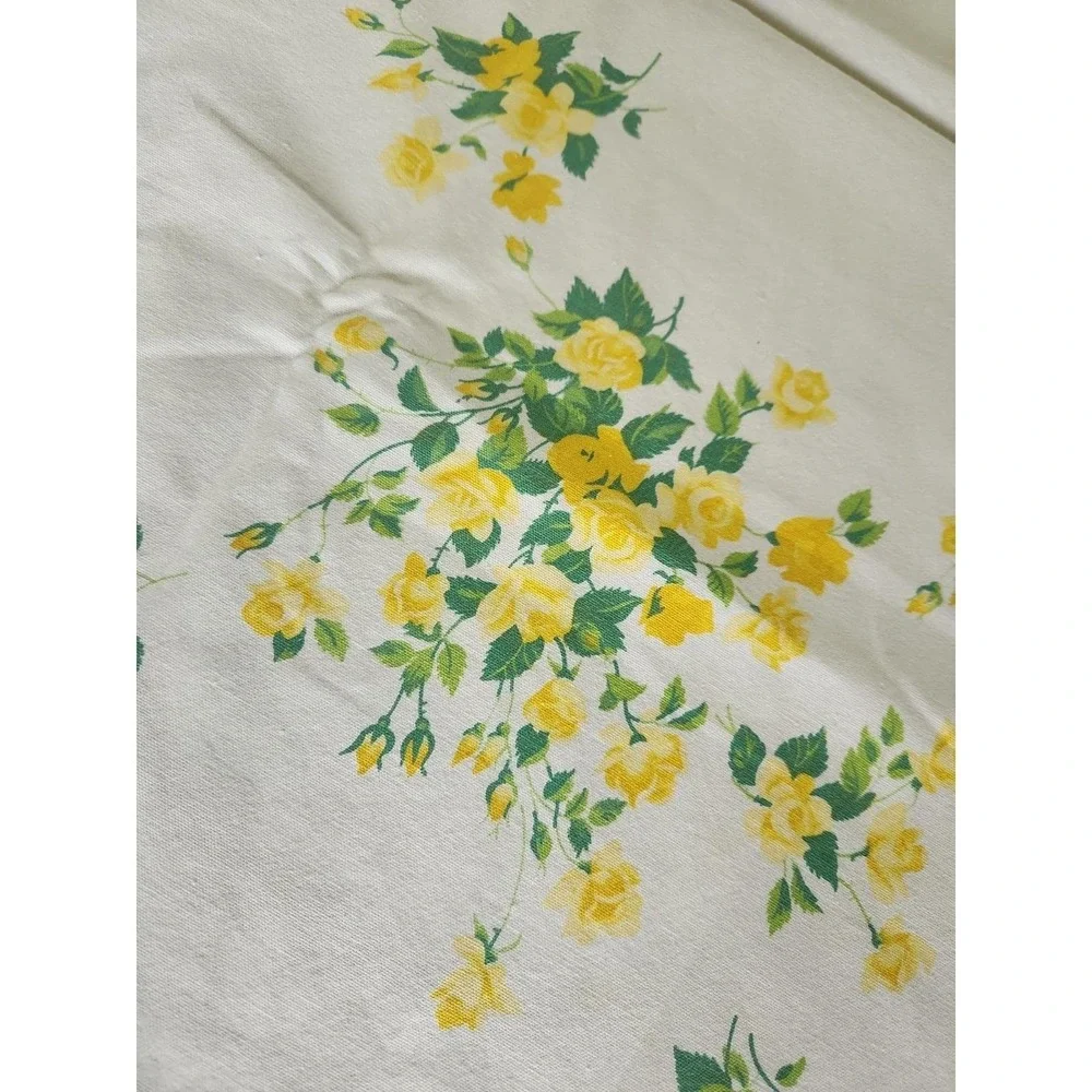 Vtg 50s Wilendur Printed Cotton Tablecloth Yellow Roses 66